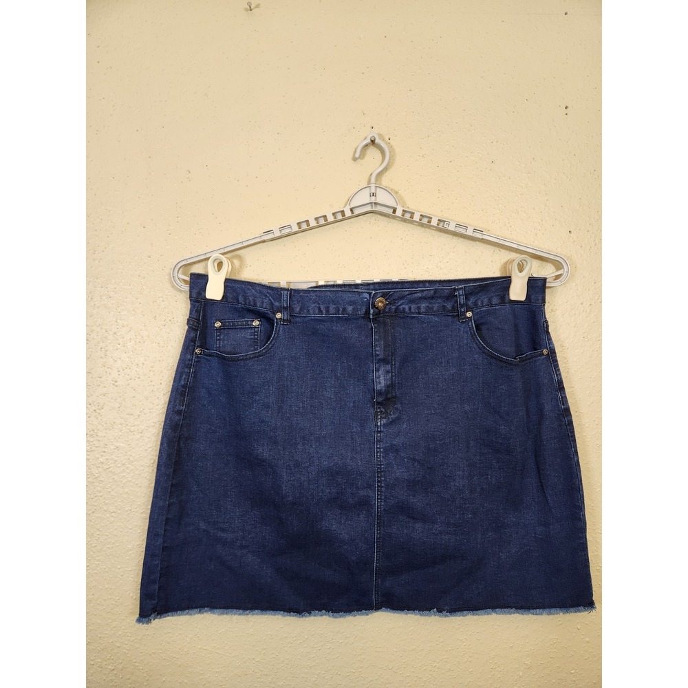 Ashley Stewart Denim Skirt‎ Frayed Hem Dark Wash Mini Plus Size 24